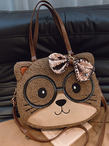 Bolso de invierno 2026 de felpa para mujer, lindo bolso de oso con gafas de sol, bolso de animales, bolso grande de cabeza de gato de auténtica lana de cordero - Product Image 4