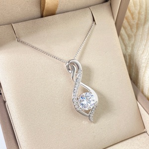 Collar con Colgante de Corazón de Moda para Mujer, Chapado en Oro, con Cristales de Zirconia, Precio al por Mayor - Product Image 2