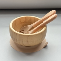 Ensemble de couverts en bois et bambou écologique personnalisé vaisselle pour les enfants mangeant une assiette et un bol en bois pour bébé