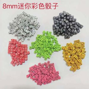 1 Bolsa de 1000 Piezas de Dados Poliédricos de Diseño Nuevo para Juegos, Mini Dados Acrílicos de 8mm, Coloridos D6 - Product Image 5