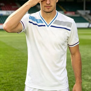 Maillot Alastair du club britannique 2025/2026, qualité supérieure thaïlandaise, sur mesure, Red Demon – Offre spéciale pour <span class=keywords><strong>les</strong></span> fans britanniques - Product Image 1