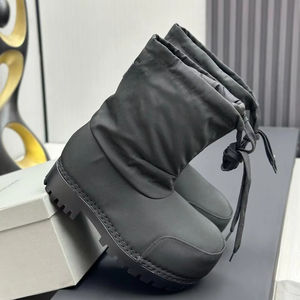 Bottes de ski pour hommes à bout rond exagéré et brillant, bottes de neige mi-montantes super douces pour femmes, style mode - Product Image 1