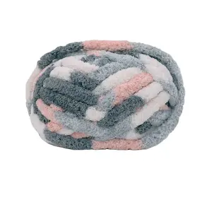 Yarncraftsふわふわの厚いジャンボは、編み物用の100% ポリエステルシェニール糸を染めましたラグ