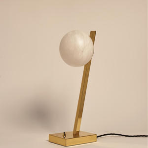 Lampe de table en marbre naturel avec abat-jour en verre, source de lumière LED, décoration intérieure, design minimaliste, origine Zhongshan, respectueuse de l'environnement - Product Image 5