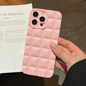 Coque de téléphone antichoc intégrale à motif damier 3D couleur unie pour iPhone 17 Pro Max - Product Image 6