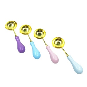 Regalos novedosos Kit de cuchara de sellado de cera de <span class=keywords><strong>madera</strong></span> Cuchara <span class=keywords><strong>para</strong></span> derretir sello de calentador de cera - Product Image 2