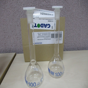 Nuevo Paquete de 2 Frascos Volumétricos de 100 ml, Modelo 1423, con Tapón de Poliestireno <span class=keywords><strong>Duran</strong></span>, Disponibles en Almacén - Product Image 1