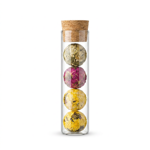 Té Floreciente Artesanal de Yunnan Dali en Tubo de Vidrio, Set de Regalo con 3 Bolas de Flores Naturales de Jazmín, Rosa y Crisantemo Liofilizadas - Product Image 2