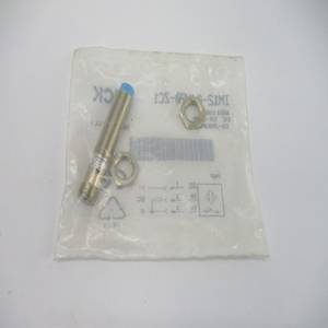 ตัวควบคุมการเขียนโปรแกรม PLC IM12-04NP0-ZC1 6011985 10-30VDC - Product Image 1