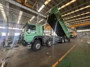 2025中国价格中国卡车Howo 8*4 12轮自卸车自卸车带保险杠的U形箱待售 - Product Image 6