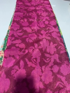 Muselina Lurex con Estampado Digital Étnico Personalizado, Diseño Floral para Confección de Prendas y Vestidos, Superventas - Product Image 4