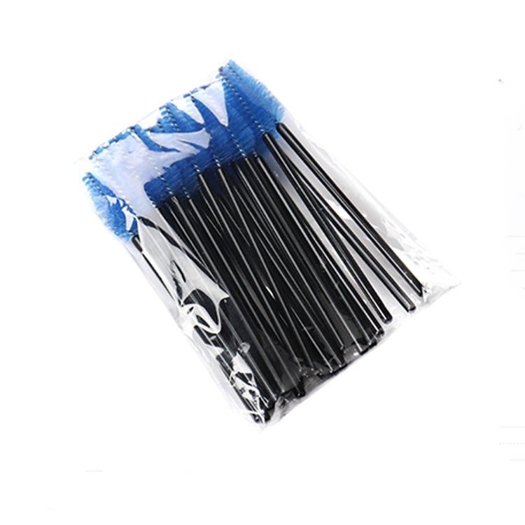 Manche noir avec pinceau bleu