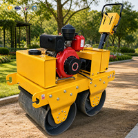 Petit Compacteur Vibratoire Tandem 2 TONNES, Rouleau Compresseur Routier à Double Tambour, Moteur Changfa pour l'Entretien des Chaussées en Asphalte et du Sol