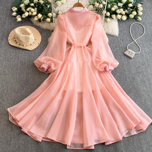 Abito Lungo da Donna Autunnale Stile Palazzo con Colletto, Monopetto, Cintura in Vita e Maniche a Lanterna - Product Image 6