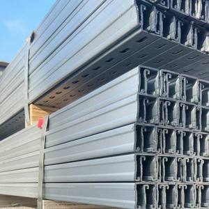 Soportes de Acero Galvanizado en Caliente Personalizados para Paneles Solares, Sistema de Montaje Solar en Suelo, Resistencia al Viento de 60 m/s - Product Image 1