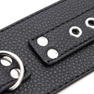Collier en cuir noir avec anneaux métalliques pour adultes, accessoire de bondage sexy - Product Image 4