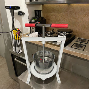 Exprimidor de manos saludable de alta eficiencia, varios modelos para procesamiento de frutas y verduras, motor de componente central utilizado en el procesamiento de frutas - Product Image 3