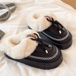 Nuevas Botas <span class=keywords><strong>de</strong></span> Nieve <span class=keywords><strong>de</strong></span> Invierno <span class=keywords><strong>de</strong></span> Cuero Genuino Unisex Para Interiores y Exteriores con Pantuflas <span class=keywords><strong>de</strong></span> Felpa Cálidas Para el Hogar con Bordado Artesanal <span class=keywords><strong>de</strong></span> Color Sólido y Piel Unisex - Product Image 2