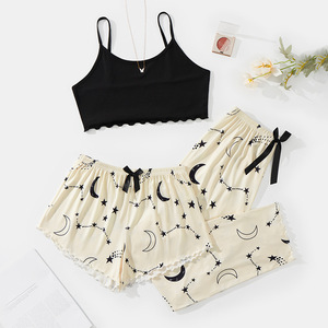 Nuovi Arrivi: <span class=keywords><strong>Pigiama</strong></span> da Donna con Shorts e Top Halter, Set da 3 Pezzi con Fiocco e Motivo a Fiori di Ciliegio, Abbigliamento da Casa Sexy - Product Image 1
