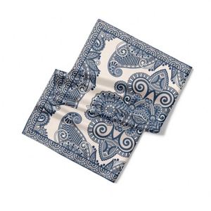 De la Idea a la Creación: Experiencia en Impresión de Bufandas Personalizadas, Diseño Propio que Refleja Perfectamente tu Estética Única - Product Image 5