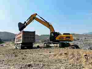 Excavadora China SE500LC de Última Generación, Nueva, con Capacidad de 50 Toneladas, Potencia de 562/1900kW/rpm, Excavadora de Orugas con Motor y Componentes Principales de la Caja de Cambios - Product Image 6