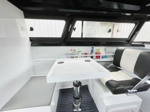 Yacht de Luxe Gospel 9m 30ft, <span class=keywords><strong>Bateau</strong></span> de Sport en Aluminium pour Pêche Rapide, Cabin Cruiser pour les Loisirs - Product Image 6