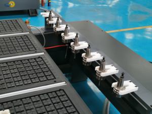 Roteador <span class=keywords><strong>CNC</strong></span> de alta eficiência para MDF, madeira compensada e corte de material acrílico e gravação - Product Image 4