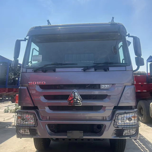 Camión de Carga SINOTRUK HOWO 8x4 de 12 Ruedas <span class=keywords><strong>con</strong></span> <span class=keywords><strong>Jaula</strong></span> para Transporte Especializado de Ganado - Product Image 2