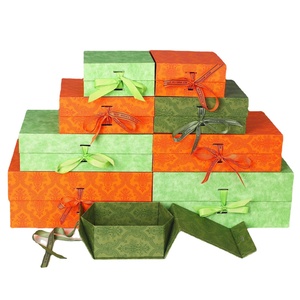 Customizable <b>White</b> Black Folding Gift <b>Boxes</b> Fashionable Cardboard Cases for Perfume Birthday Anniversary Presents Logo Embossing - Product Image 4