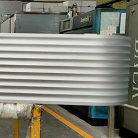 Panneaux d'isolation rainurés en mousse XPS, EPS ou PIR, utilisés comme matériaux d'isolation thermique pour les systèmes de chauffage par le sol