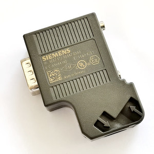 โมดูลการสื่อสาร Siemens PLC รุ่น 6ES7972-0BA42-0XA0 อะแดปเตอร์แบบเสียบ สำหรับระบบควบคุมอุตสาหกรรม - Product Image 1
