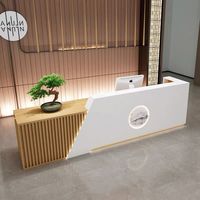 Comptoir de caisse moderne en bois avec led personnalisé pour salon de sport, hôtel, spa, réception blanche à vendre