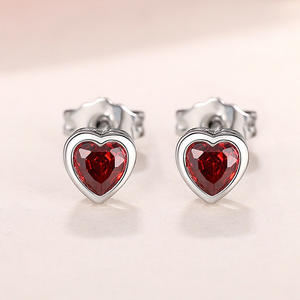 Adornos de diamantes de imitación en forma de corazón, 40-60 piezas, parte trasera plana, sin fijación en caliente, decoraciones brillantes para uñas, para artículos de belleza, China - Product Image 4