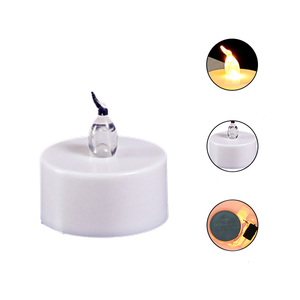Bougie <span class=keywords><strong>LED</strong></span> sans flamme, petite, rouge et blanche, alimentée par piles, avec fonction clignotante pour les activités de fête - Product Image 4