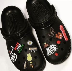 Etichette per Abbigliamento di Buona Qualità, Ecologiche e Durevoli, in PVC con Design Personalizzato di Fiori, Fragole, Coccinelle, Api, Accessori per Scarpe per Bambini Fai-da-Te - Product Image 3