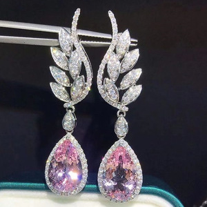 Orecchini Pendenti a Goccia con Ali d'Angelo per Donne, Eleganti e Romantici Gioielli per Orecchie alla Moda - Product Image 1