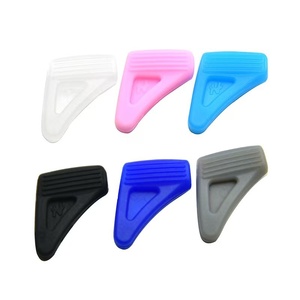 Crochets d'oreille triangulaires en silicone antidérapants, petits supports <span class=keywords><strong>invisibles</strong></span> pour lunettes, stabilisateurs universels à motif uni, vente en gros - Product Image 4