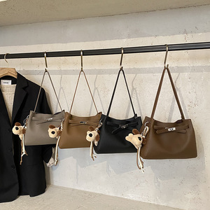 2026pu <strong>Luxury</strong> Tote Women's Single Shoulder Crossbody Bag Versatile Waterproof Light Bag Set Portable Durable - Product Image 3