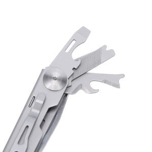 Alicates Multiherramienta de Acero Inoxidable, Navaja de Bolsillo con Funda de Nailon para Supervivencia, Camping y Caza - Product Image 6