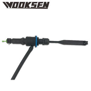 Cylindre de frein et d'embrayage Suzuki Fiesta Master en parfait état pour Lada VESTA 8450007300 Pompes de frein Modèle en plastique - Product Image 5