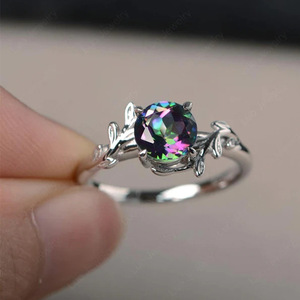 Anello Floreale con Foglie, Design Minimalista ed Elegante con Pietra Colorata, Gioiello da Donna per Uso Quotidiano, Anello Statement - Product Image 1