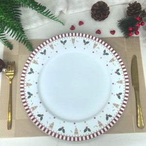 Assiettes en plastique réutilisables sur le thème de Noël, assiettes décoratives à motif de maison en pain d'épices pour les fêtes de Noël - Product Image 4
