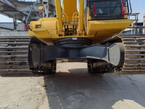 Excavatrice sur chenilles PC200-8 Komatsu japonaise d'occasion modèle 2018 PC200-6/7/220-6/220-8/300/350/360 Moteur et pompe compatibles inclus - Product Image 6