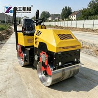 Compacteur routier de 1 tonne avec châssis stable pour une utilisation sûre sur surface inclinée
