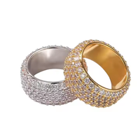 18K Vergoldeter Legierungs-Herzring mit Breitem Band, Voll Besetzt mit Oval Geschliffenen Kubischen Zirkonia, Zertifiziert von Drittanbietern, Hip-Hop-Ring