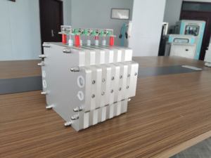 Source d'oxygène refroidisseur d'eau générateur d'ozone ozonateur <span class=keywords><strong>O3</strong></span> producteur pour aquarium - Product Image 2