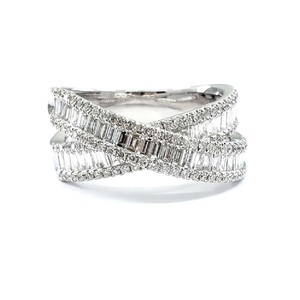 Chine Vente en gros Précieux Fabuleux Design de Luxe 18k Solide Or Blanc Véritable Baguette Diamant Bague en forme de croix pour Femme - Product Image 1