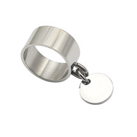 Maßgefertigter Edelstahlring Schmuck Breiter Knöchelring mit Rundem Blanko-Anhänger Individueller Name Logo Personalisierter Gravierter Ring