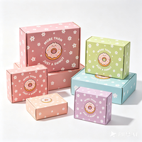 Boîte à donuts personnalisée imprimée numériquement, rose, production en 72h, emballage de boulangerie en carton blanc recyclable