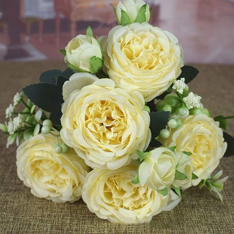 เหลืองอ่อน